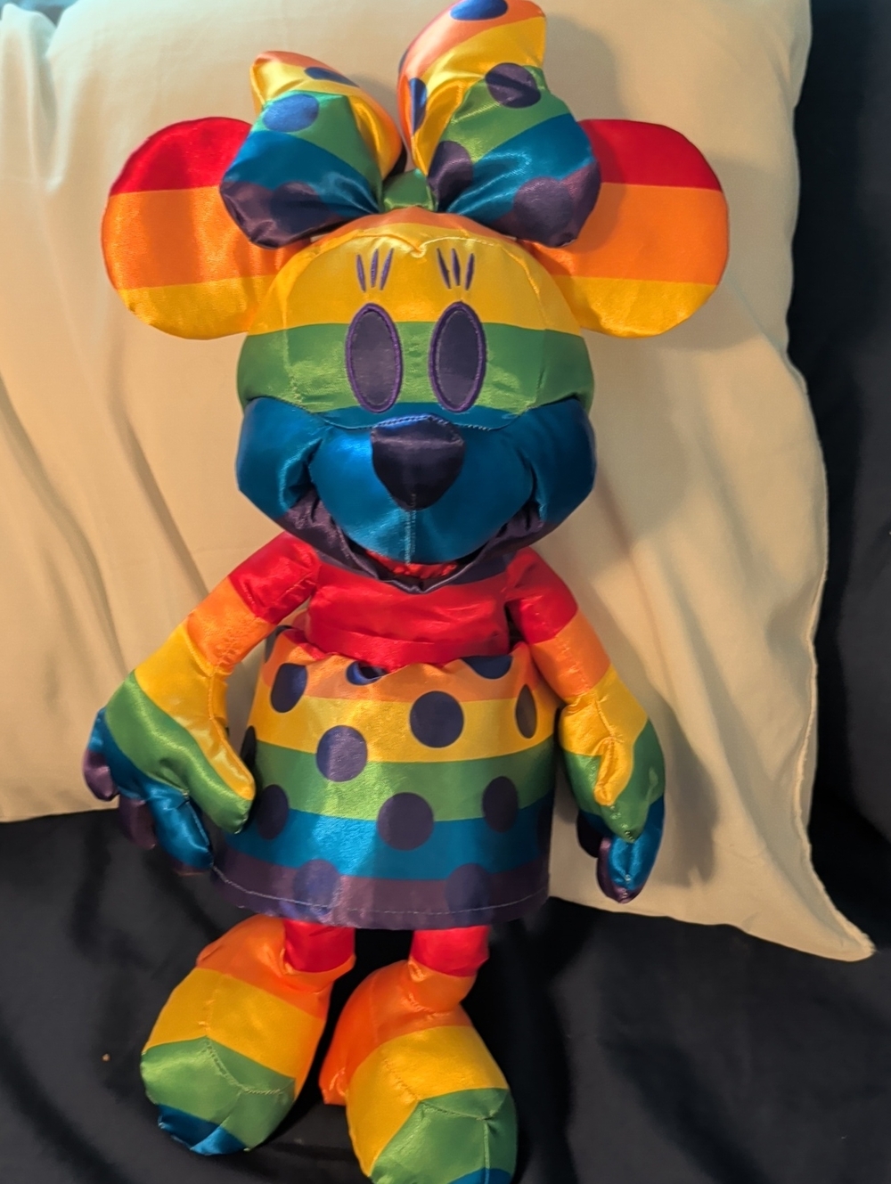 Collection: Disney Rainbow Disney Collection - Picture 4 of 7